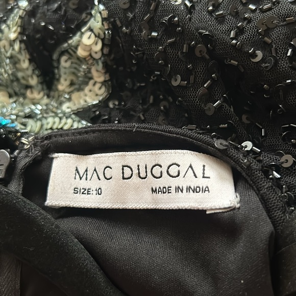 Evening gown - Picture 5 of 6